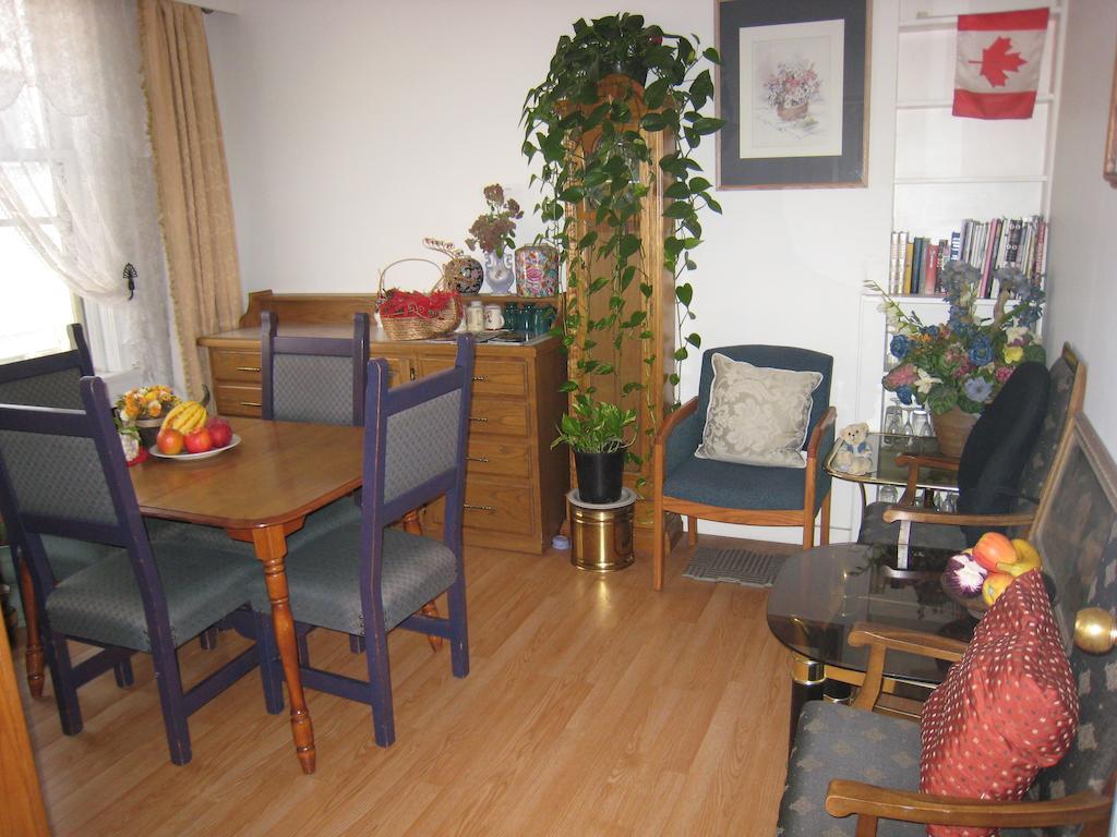 Kelowna Okanagan Lake Hostel Extérieur photo