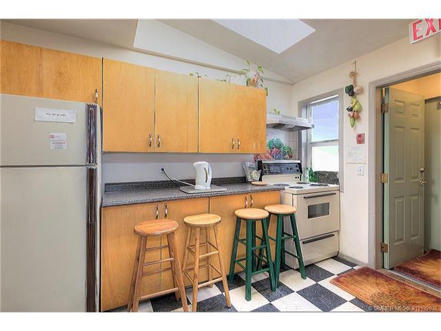 Kelowna Okanagan Lake Hostel Extérieur photo