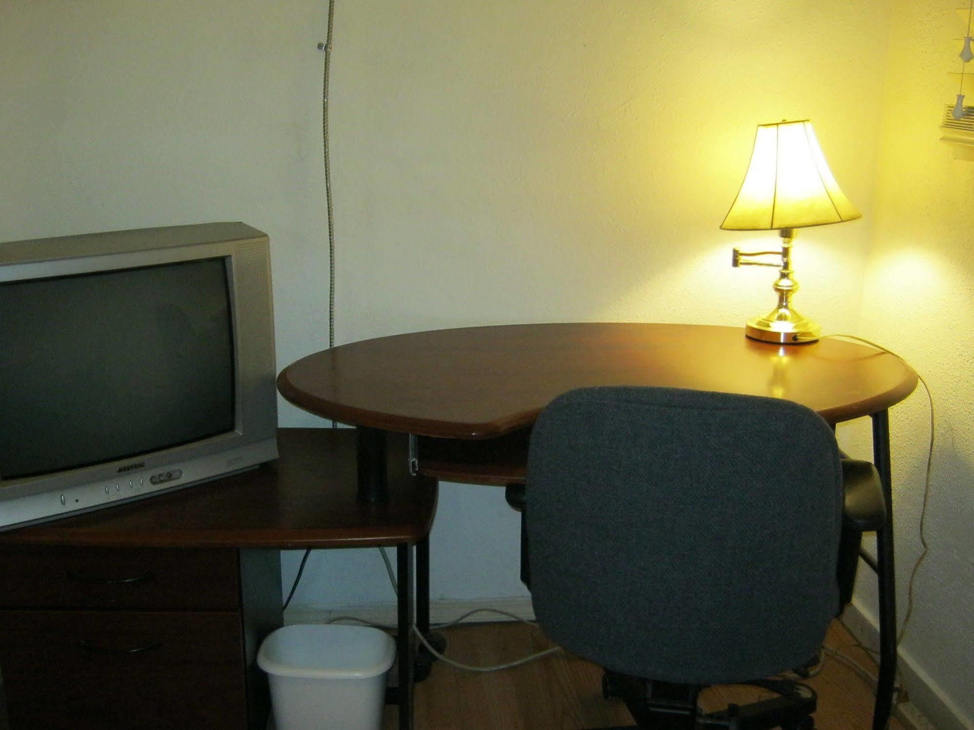 Kelowna Okanagan Lake Hostel Extérieur photo