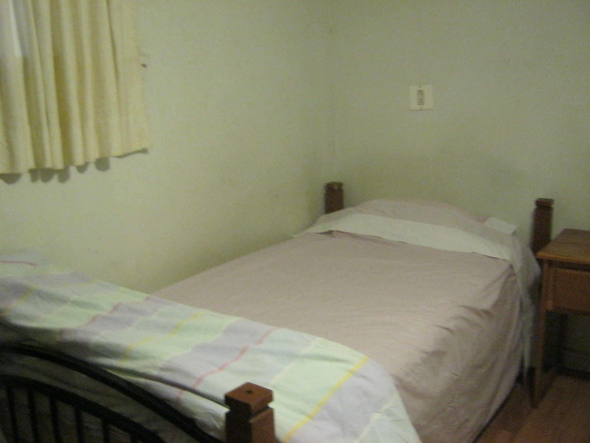Kelowna Okanagan Lake Hostel Extérieur photo
